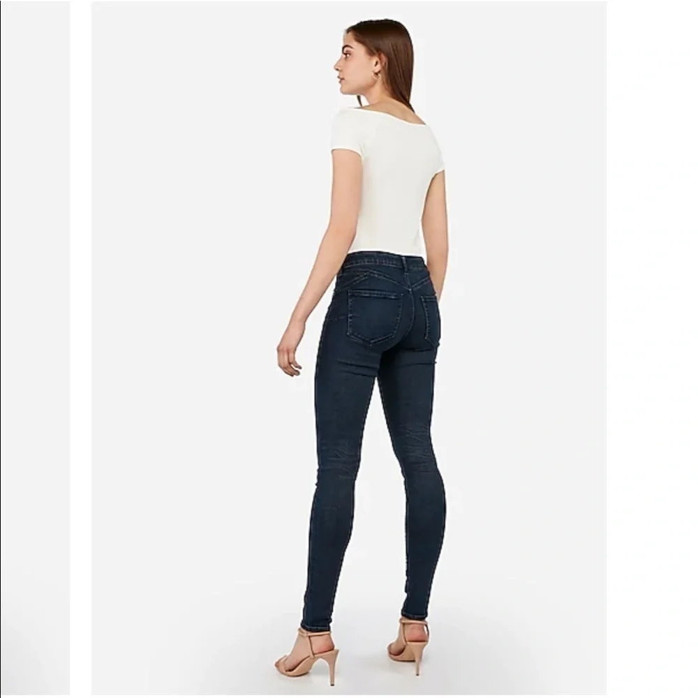 Express Denim Perfect Lift Mid Rise Legging - Picture 3 of 8